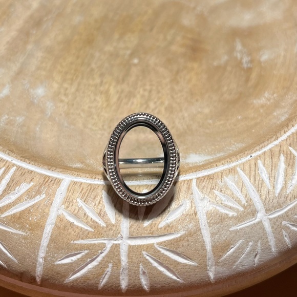 Origami Owl Silver Vintage Living Locket Ring - Size 8 - Picture 2 of 14